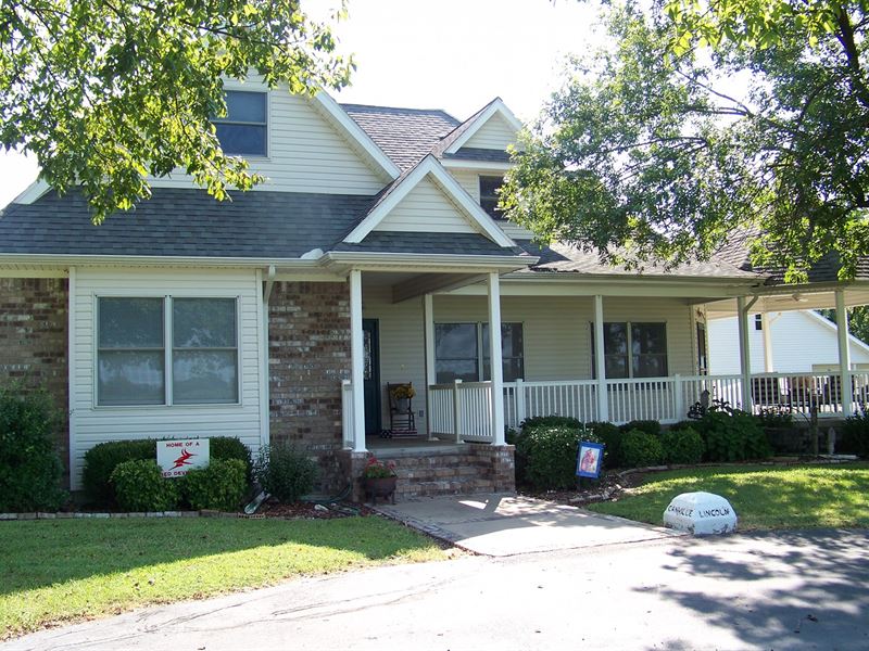 Country Home Acreage Erie Kansas Land for Sale in Erie, Neosho County