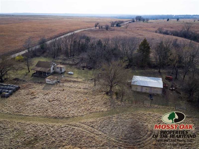 40 Acres with Cabin : Fall River : Greenwood County : Kansas