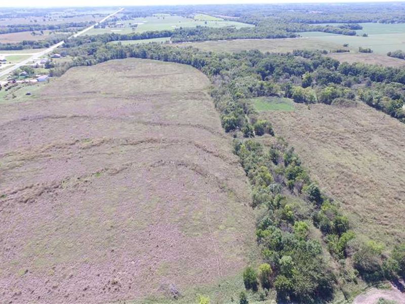 112 Acres For Sale in Neosho Count : Erie : Neosho County : Kansas