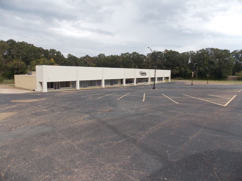 Shopping Center in McComb : McComb : Pike County : Mississippi