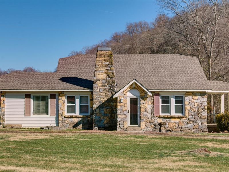 Leipers Fork Area Home For Sale Land for Sale in Columbia, Williamson