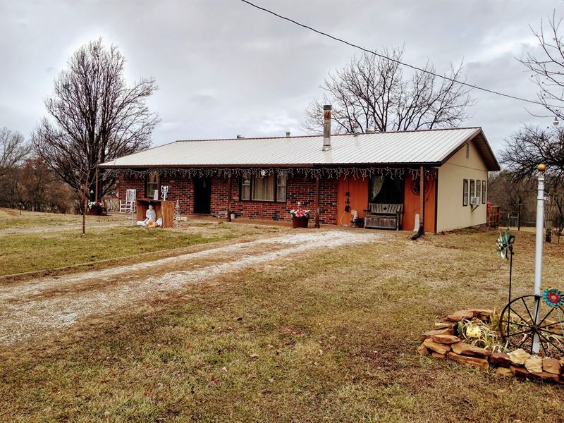 Nice Home in The Country : Clinton : Henry County : Missouri