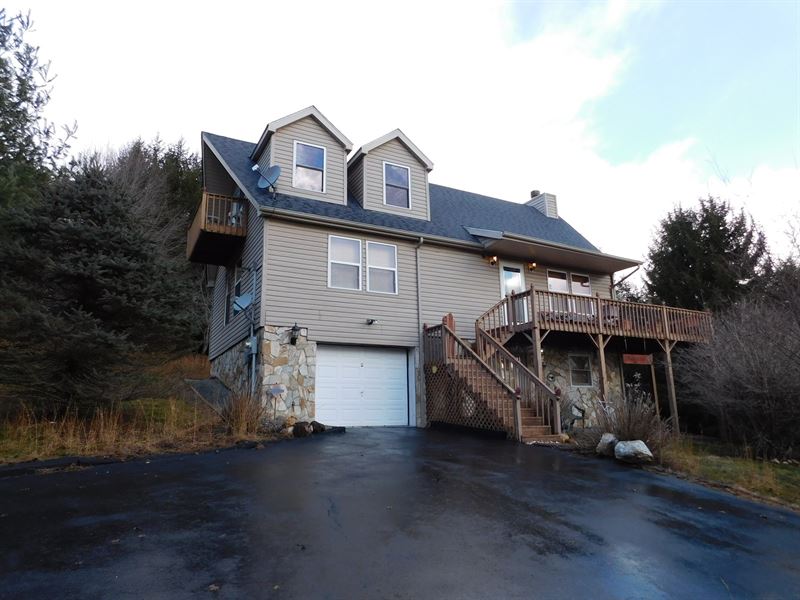 Adorable Mountain Home Piney Creek : Grassy Creek : Alleghany County : North Carolina