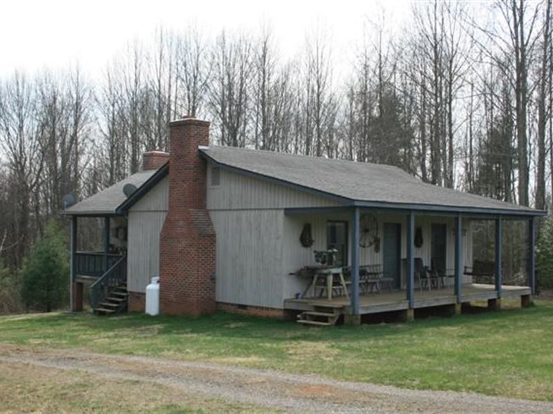 Home 11.96 Acres Located Carroll : Laurel Fork : Carroll County : Virginia