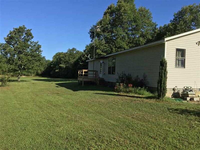 8 Acres, Large Pond, Large Sho Land for Sale in Ash Flat, Fulton