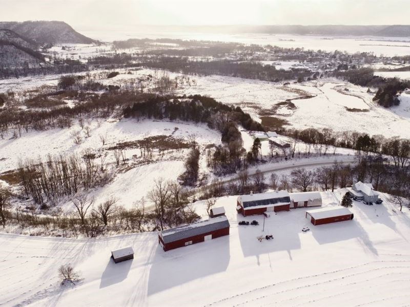 Fabled Farmstead & Hunting Land : Stoddard : Vernon County : Wisconsin