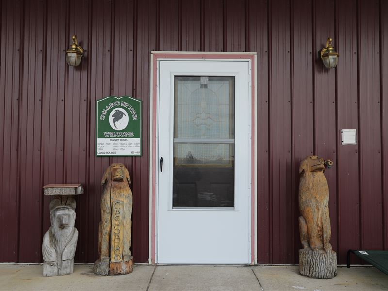 Dog & Cat Spa, Residence : Manlius : Onondaga County : New York