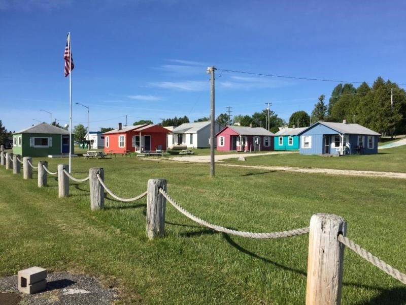 9 Resort Cabins Detour Village Land for Sale in De Tour Village