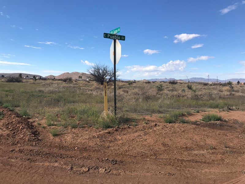 Scenic Corner Lot 1.46 Acres : Pearce : Cochise County : Arizona