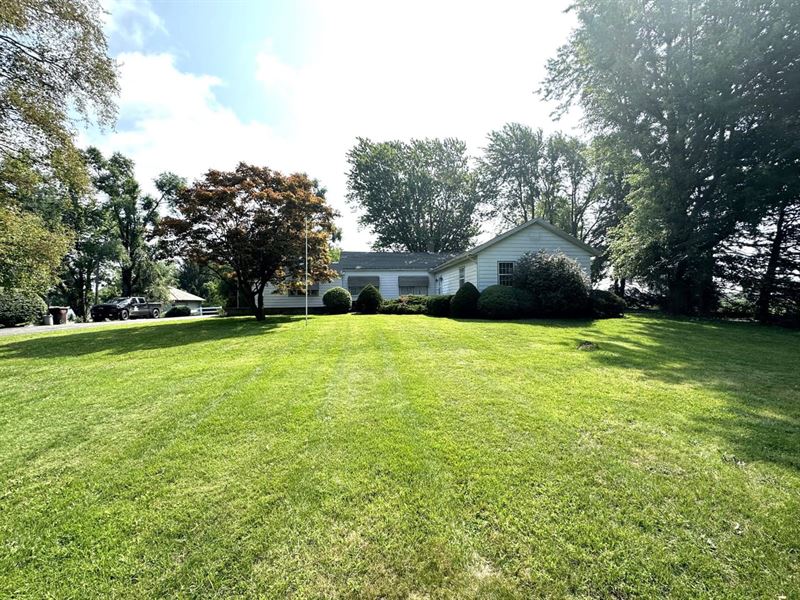 303 S Main St Hudson, IN 46747 / 2 : Hudson : Steuben County : Indiana