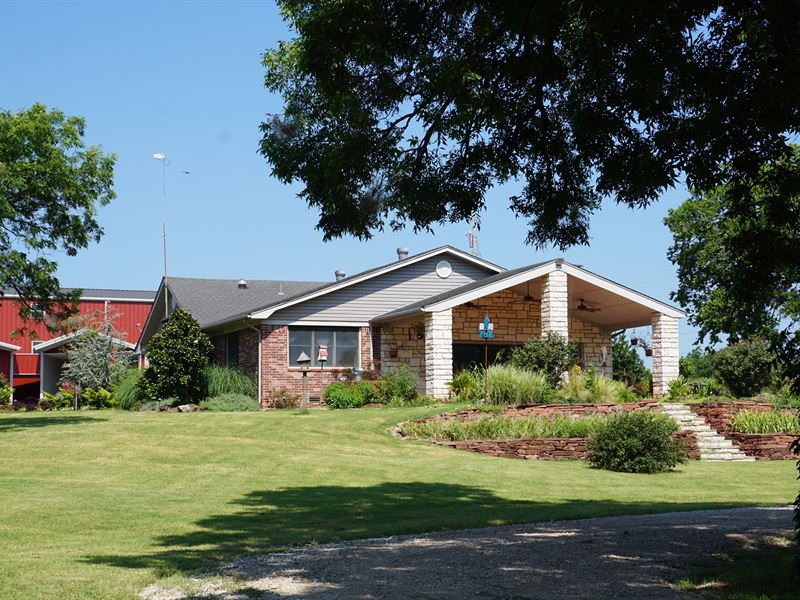 Central Oklahoma Farm & Ranch : Macomb : Pottawatomie County : Oklahoma