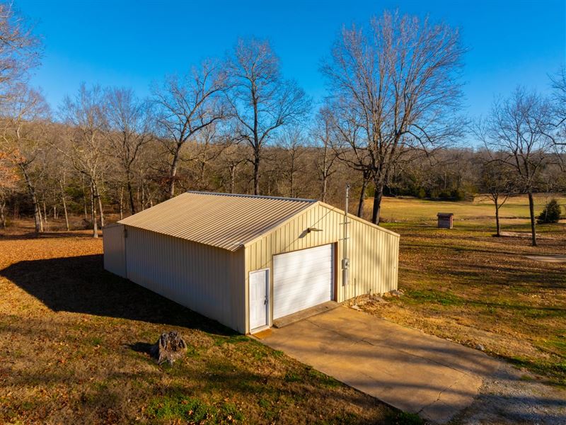 9 Acres, Shop with Living Quart : Williford : Sharp County : Arkansas