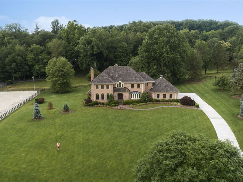 A Beautiful Home for Horses & You : Great Falls : Fairfax County : Virginia