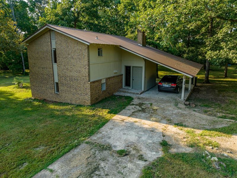 4 Bed 2 Bath, 2 Lots, Batesville : Batesville : Independence County : Arkansas