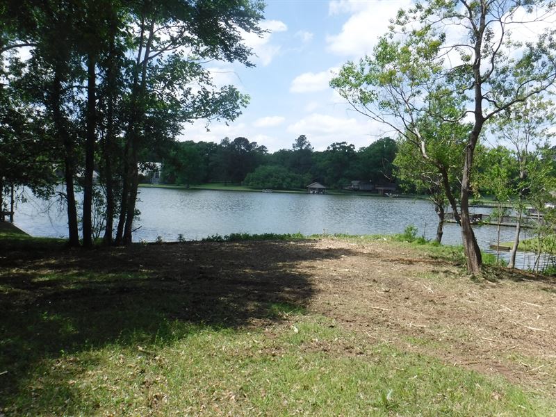 Lake Cavalier Lake Front Lot : Madison : Madison County : Mississippi