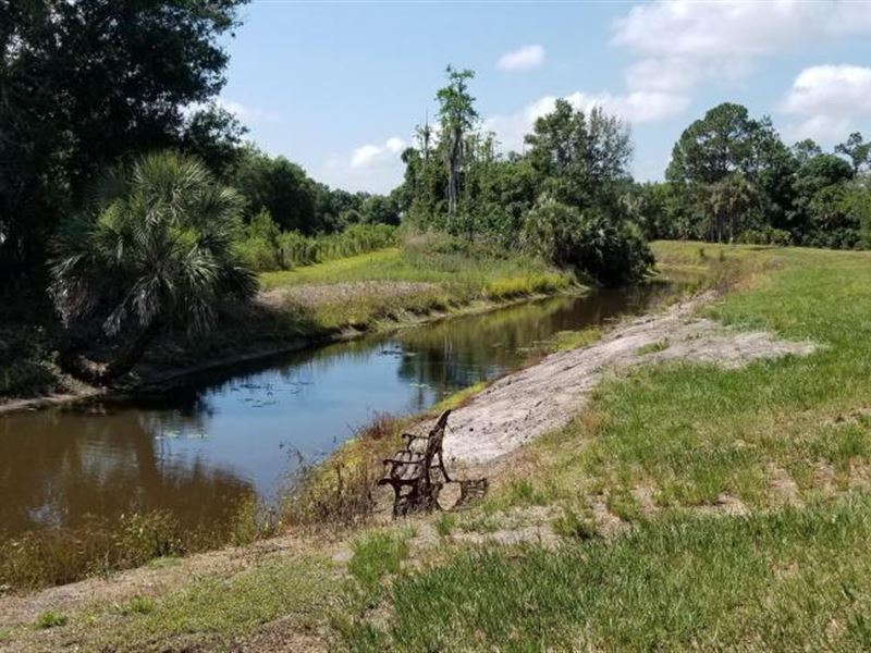 Secluded Private Creek Recreational : Punta Gorda : Charlotte County : Florida