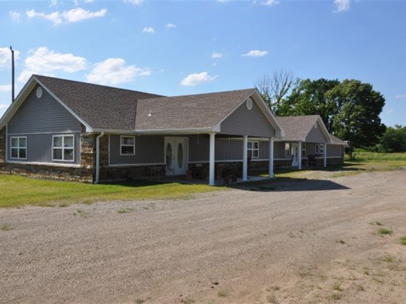Country Home Two Living Units Land : Cameron : Le Flore County : Oklahoma