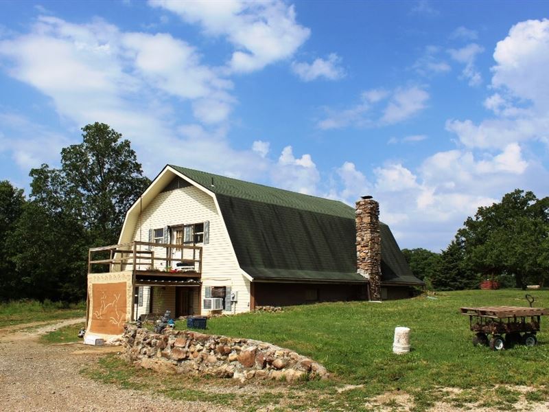 Reduced Country Home Acreage : Salem : Fulton County : Arkansas