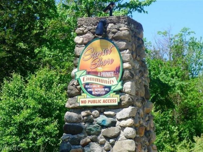 Build Your Dream Home Cottage This : South Haven : Allegan County : Michigan