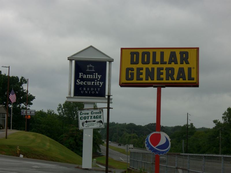 Dollar General and Vacant Building : Stevenson : Jackson County : Alabama