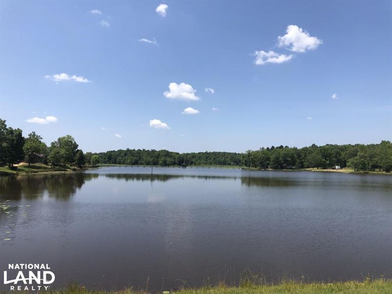 Lake Property With Cabin Sites Land for Sale in Duck Hill, Montgomery