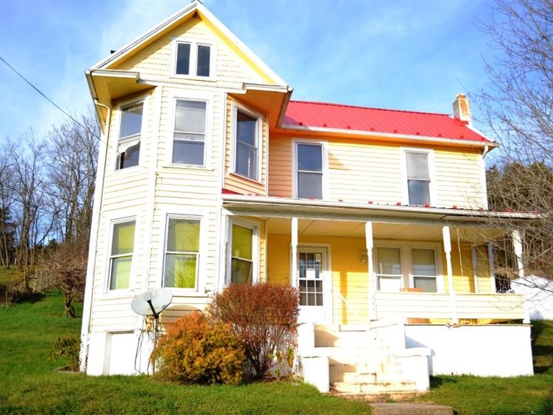 Historic Victorian Home New River Land for Sale in Ivanhoe, Wythe