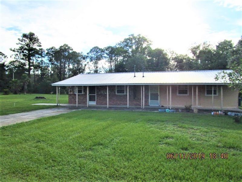 Large Home in Hosford FL 1.26 Acres : Hosford : Liberty County : Florida