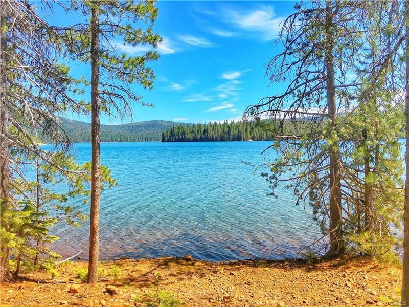 Lakefront Property Little Grass Land for Sale in La Porte, Plumas