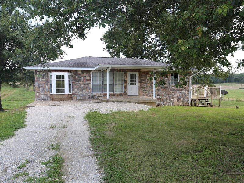 Beautiful Hobby Farm in MO Ozarks, Land for Sale in Missouri, 209300