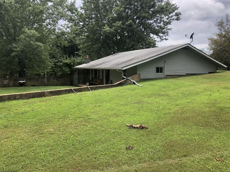 Hobby Farm in Southern Missouri : Mountain View : Howell County : Missouri