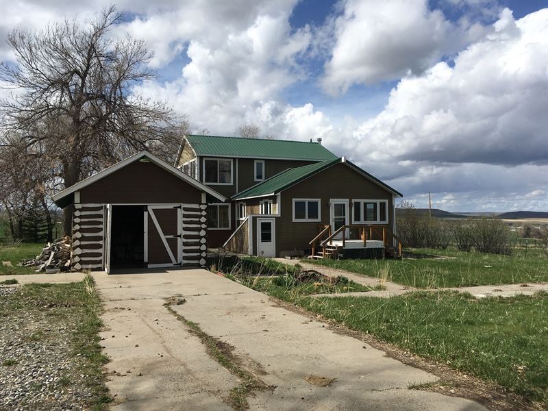Great Acreage Great Water Located : Pryor : Big Horn County : Montana