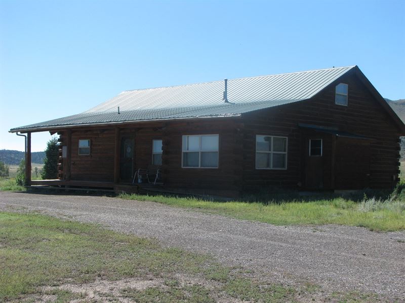 Log Home, Garage/Workshop, Horse : Del Norte : Rio Grande County : Colorado