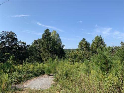 Wooded Residential : Pickens : South Carolina