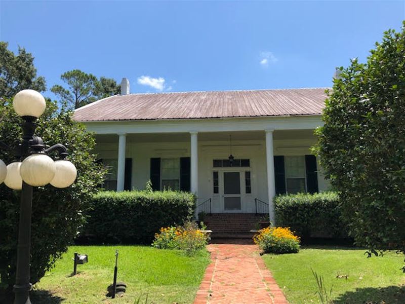 Fabulous Corner Lot Home Land for Sale in Woodville, Wilkinson County