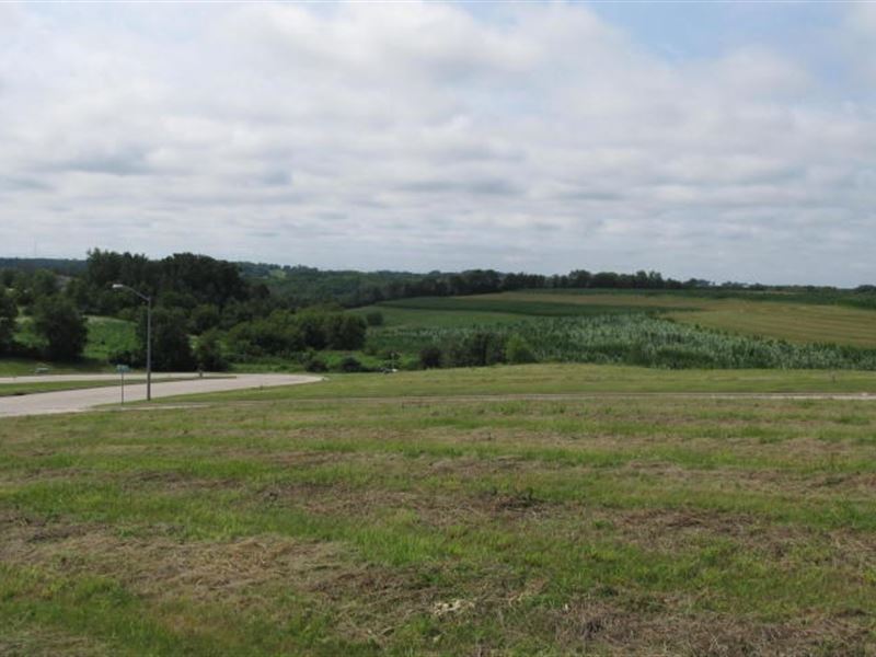 Lot 8.415 Acres Golf Course Access : Viroqua : Vernon County : Wisconsin