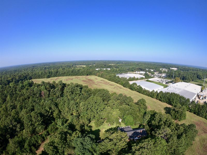 Prime Development Land in Auburn : Auburn : Lee County : Alabama
