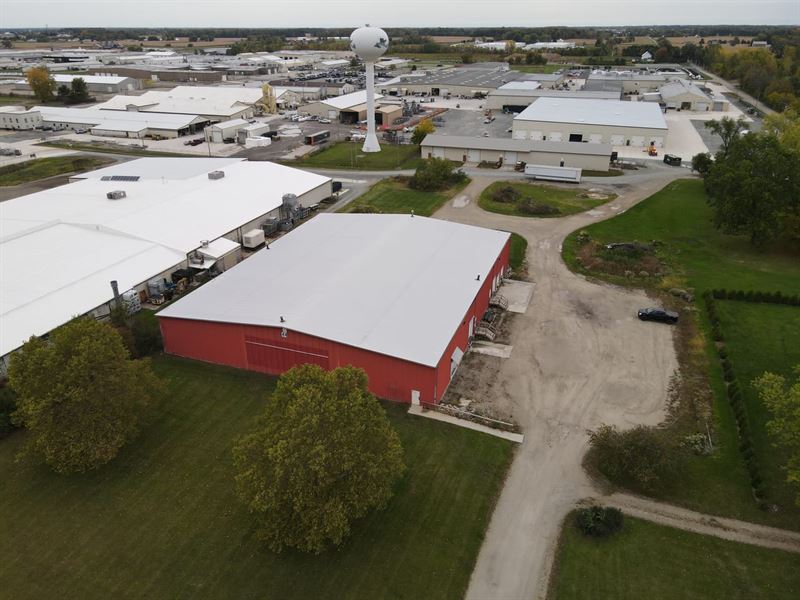 Commercial Building / Nappanee : Nappanee : Elkhart County : Indiana