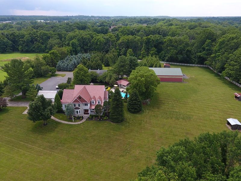 Custom Home with Barn, Riding Arena : Colts Neck : Monmouth County : New Jersey