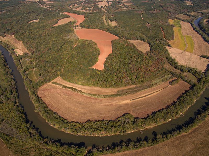Dan River Farm : Milton : Caswell County : North Carolina