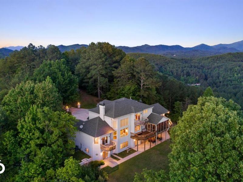 Mountain Top Dream Home with Acreag : Copperhill : Polk County : Tennessee