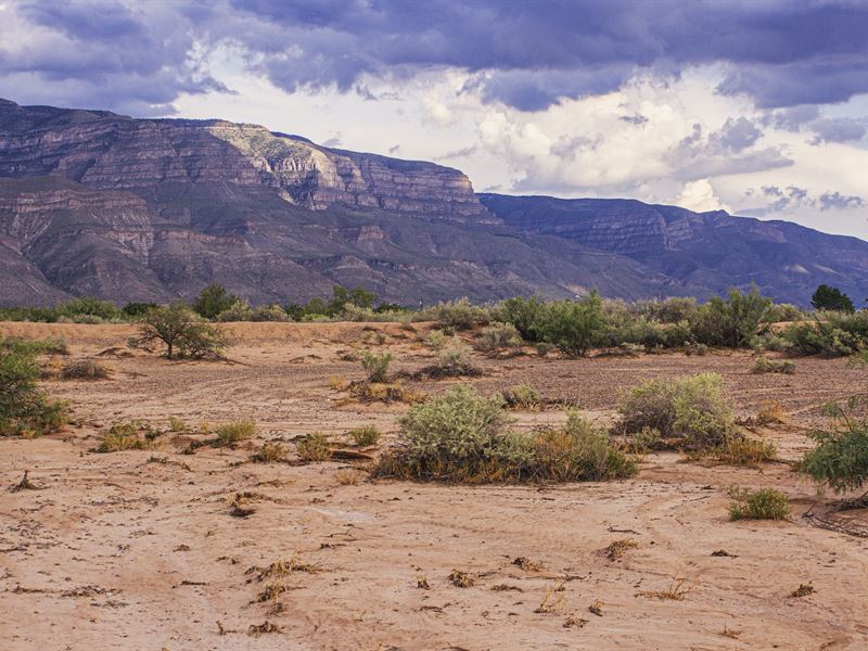 20 Acre at Sacramento Mountains : Alamogordo : Otero County : New Mexico