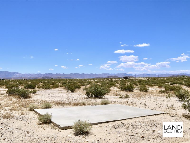 Water & Power, Surrounded by Blm : Joshua Tree : San Bernardino County : California