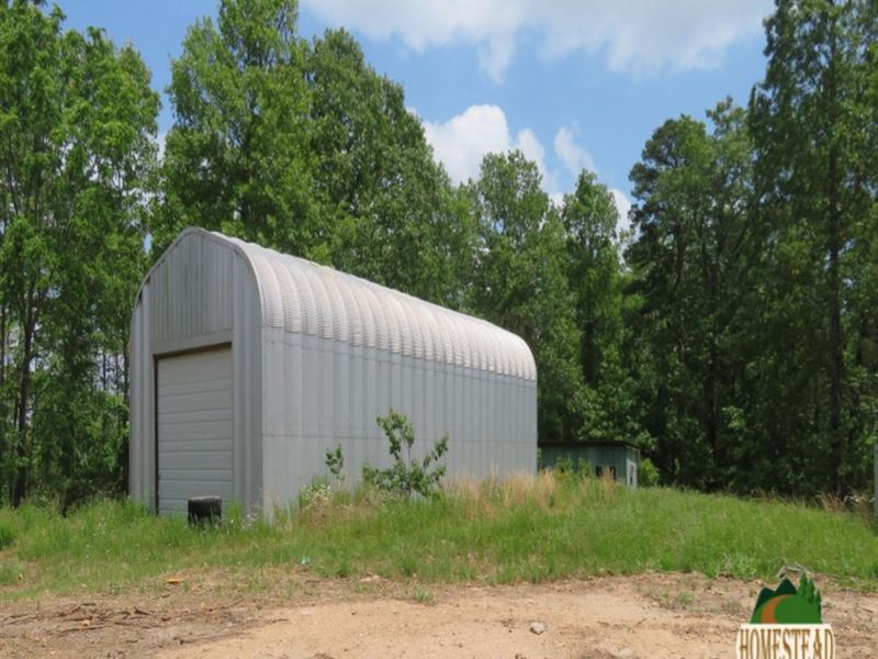 Quonset Building with Acreage : Drury : Douglas County : Missouri