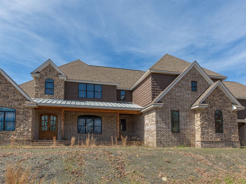 Home With Acreage In Arkansas Land for Sale in Mena, Polk County