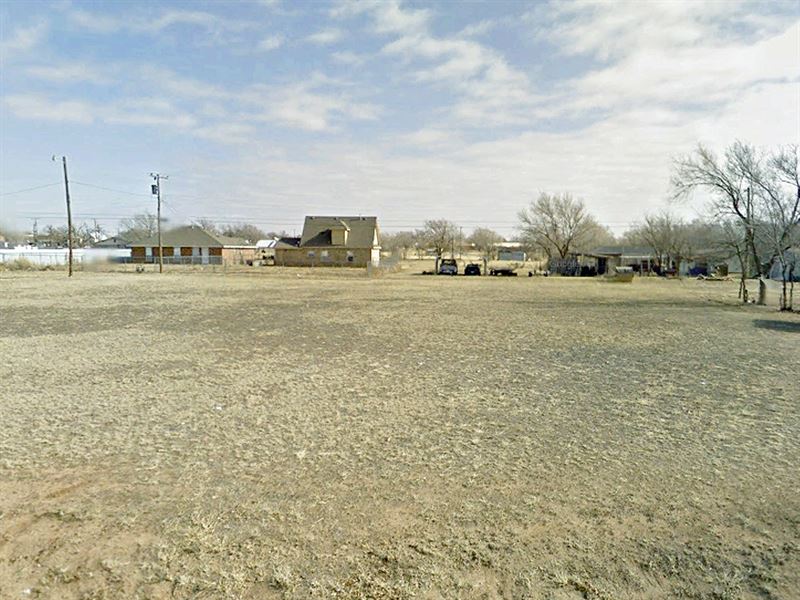 Interior Residential Lot in Town : Tulia : Swisher County : Texas