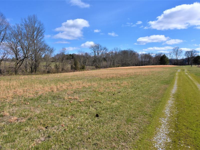 Quiet Country Setting River : Burkesville : Cumberland County : Kentucky