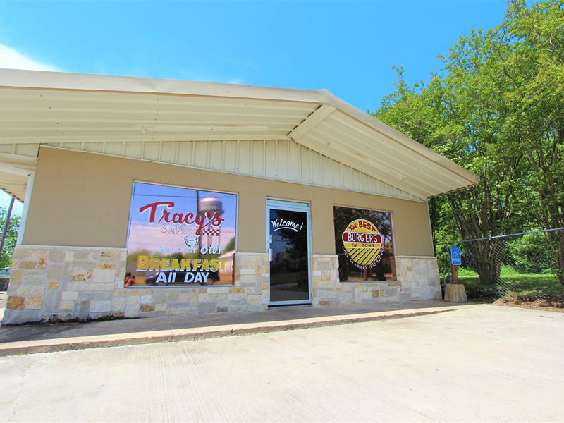 Commercial Restaurant Business : Clarksville : Red River County : Texas
