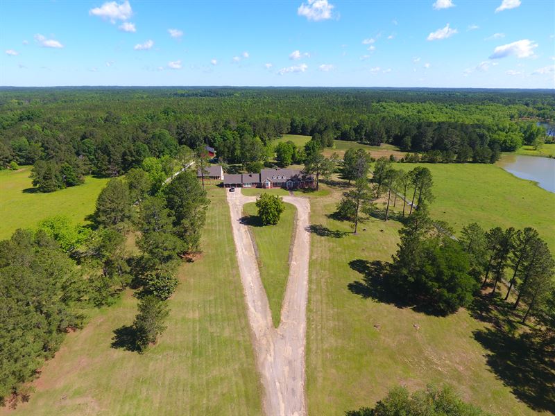 97+/- Acre Custom Estate : Hurtsboro : Russell County : Alabama