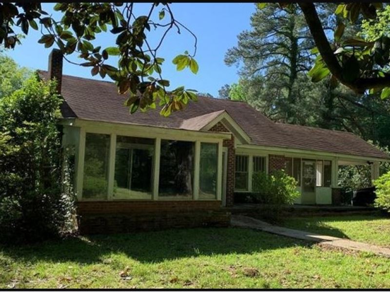 8 Acres With A Home In Hinds County Land for Sale in Byram, Hinds