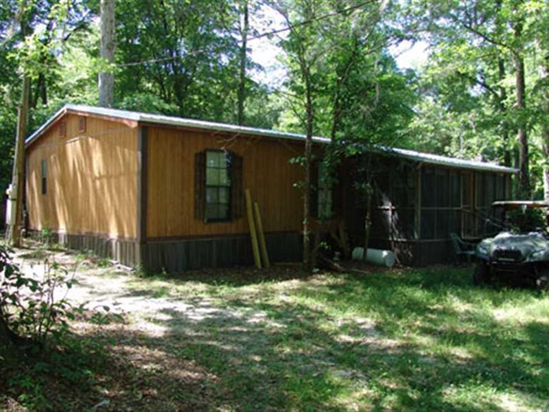 Waterfront Get-A-Way Home : Eufaula : Barbour County : Alabama